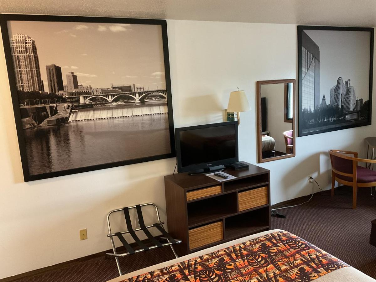 Budget Host Inn バッファロー エクステリア 写真