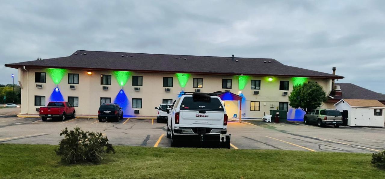 Budget Host Inn バッファロー エクステリア 写真